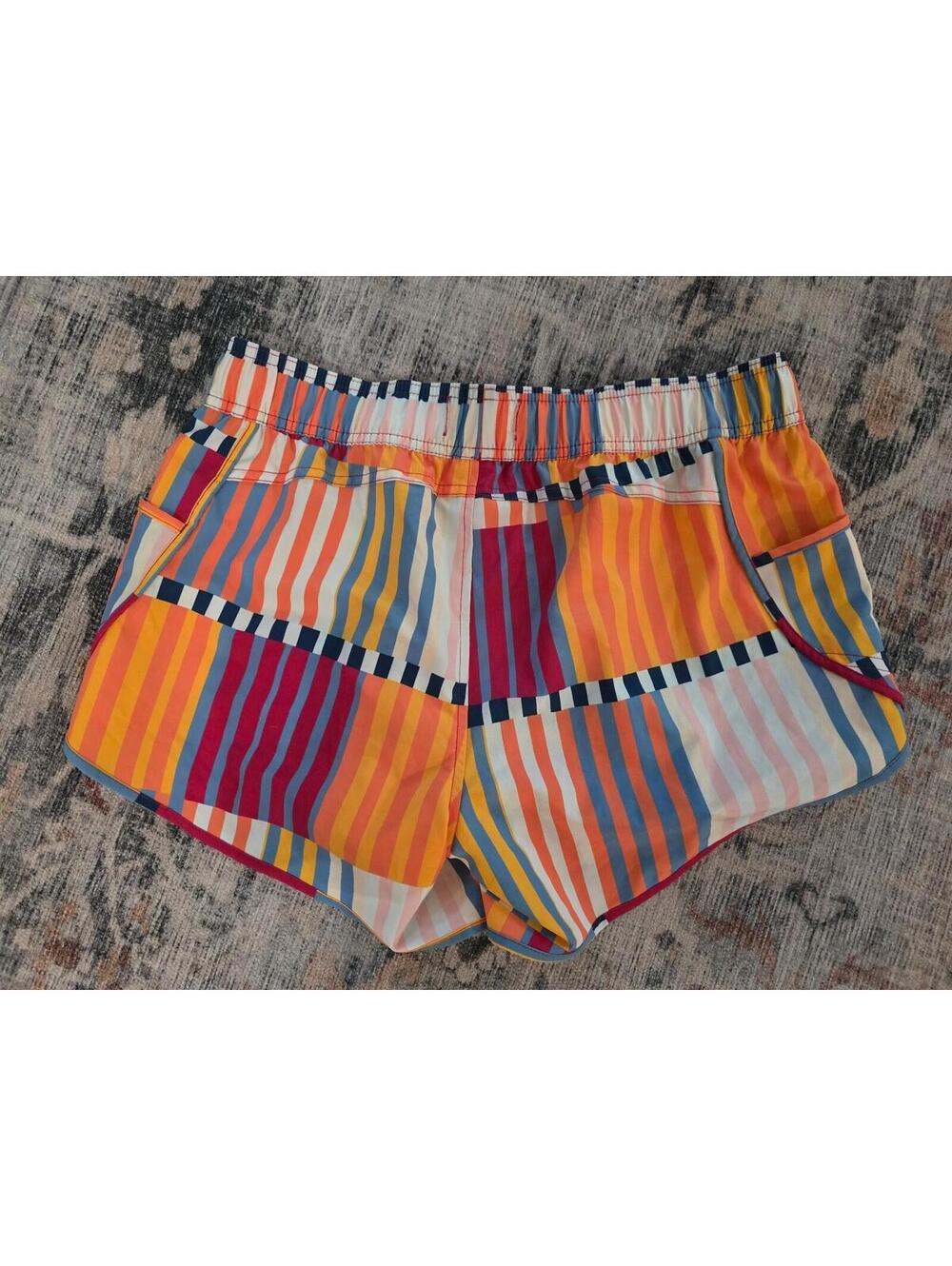Hybrid Explorer Short - Women's Medium - Picture 2 of 6